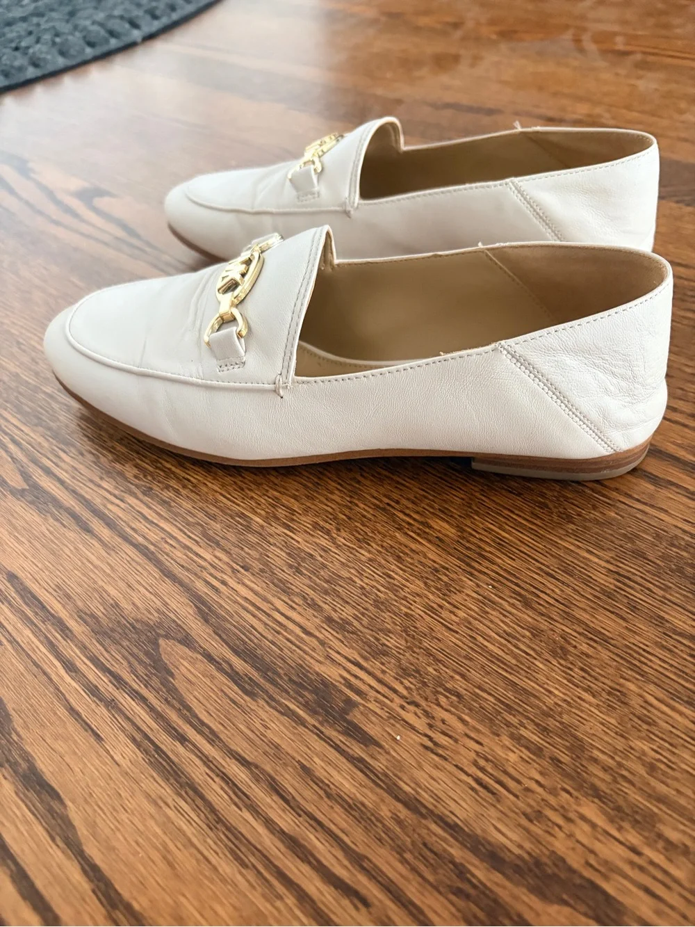 Michael Kors Cream Leather MK Logo Loafers Sz 6.5